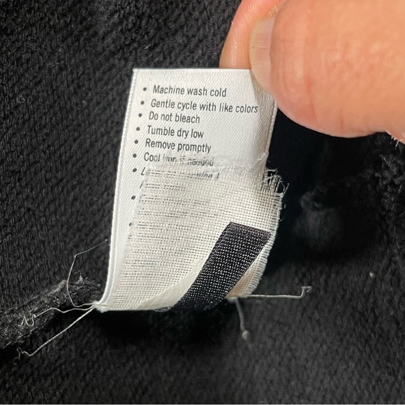 PAIGE Women cropped Sweatshirt Black Phoenix 🐦‍🔥Embroidered Size L - Picture 7 of 7